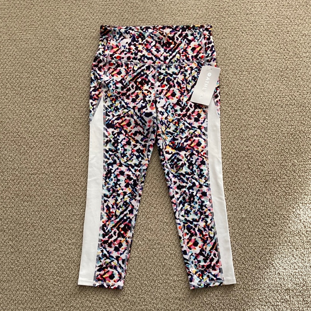NEW Athleta High Rise Watercolor Chaturanga Capri Leggings Leopard Sz Small NWT